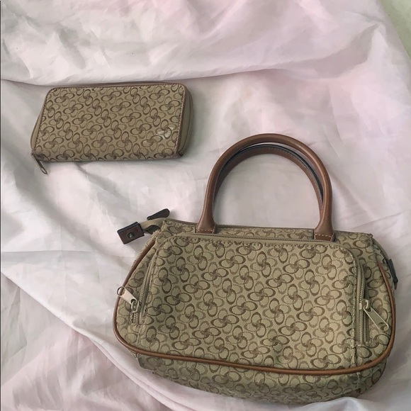 Rosetti beige/tan purse and wallet set - Picture 4 of 8